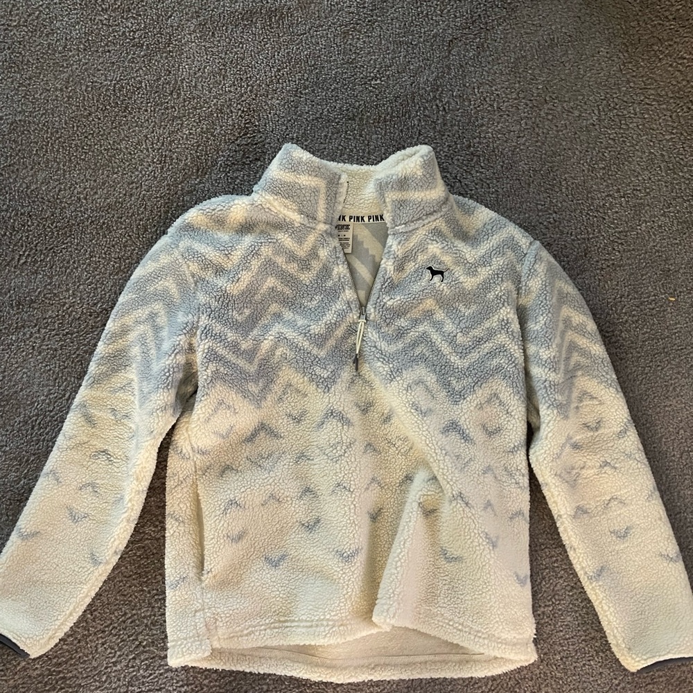 Victoria Secret Pullover